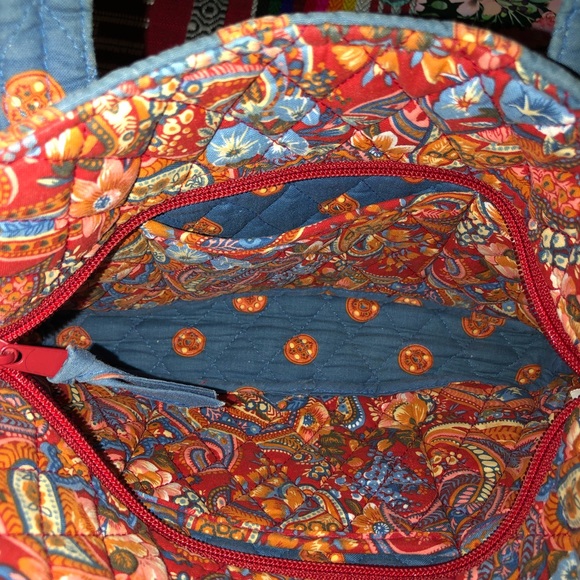 🌸5/$25🌸 Essex Small Floral Print Quilted Bag - Picture 7 of 12